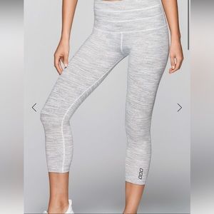 Lorna Jane Daylight Core 7/8 Tight 🌵